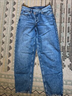 GAP Barrel High Rise Blue Jeans